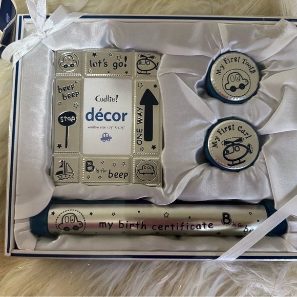 Baby's First Year Photo Frame Set - Silver - Picture 5 of 6